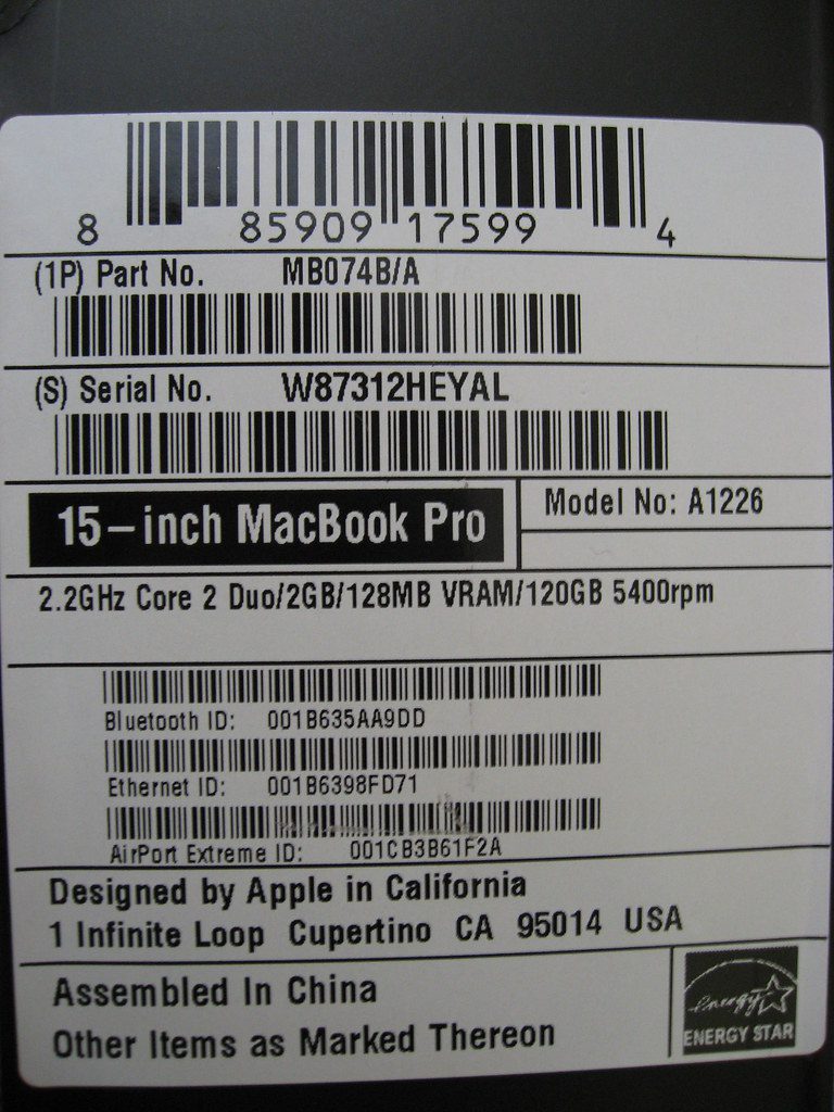 mengecek spesifikasi macbook 1